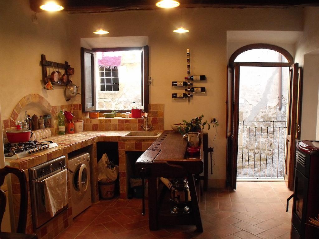 La Casa Del Ghetto Lägenhet Pitigliano Exteriör bild