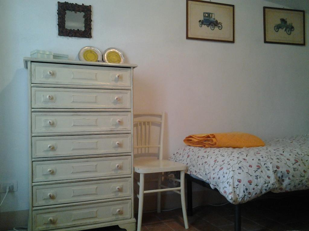 La Casa Del Ghetto Lägenhet Pitigliano Rum bild