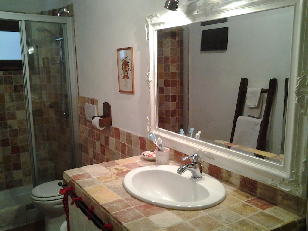 La Casa Del Ghetto Lägenhet Pitigliano Rum bild